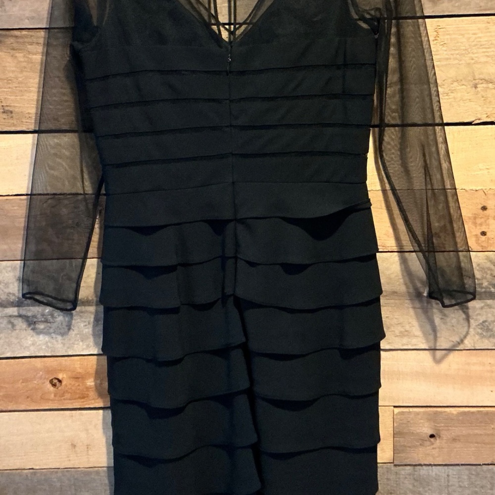 Adrianna Papell 8 Black Dress Tiered Shutter Pleat Illusion mesh Sleeve - Picture 3 of 10